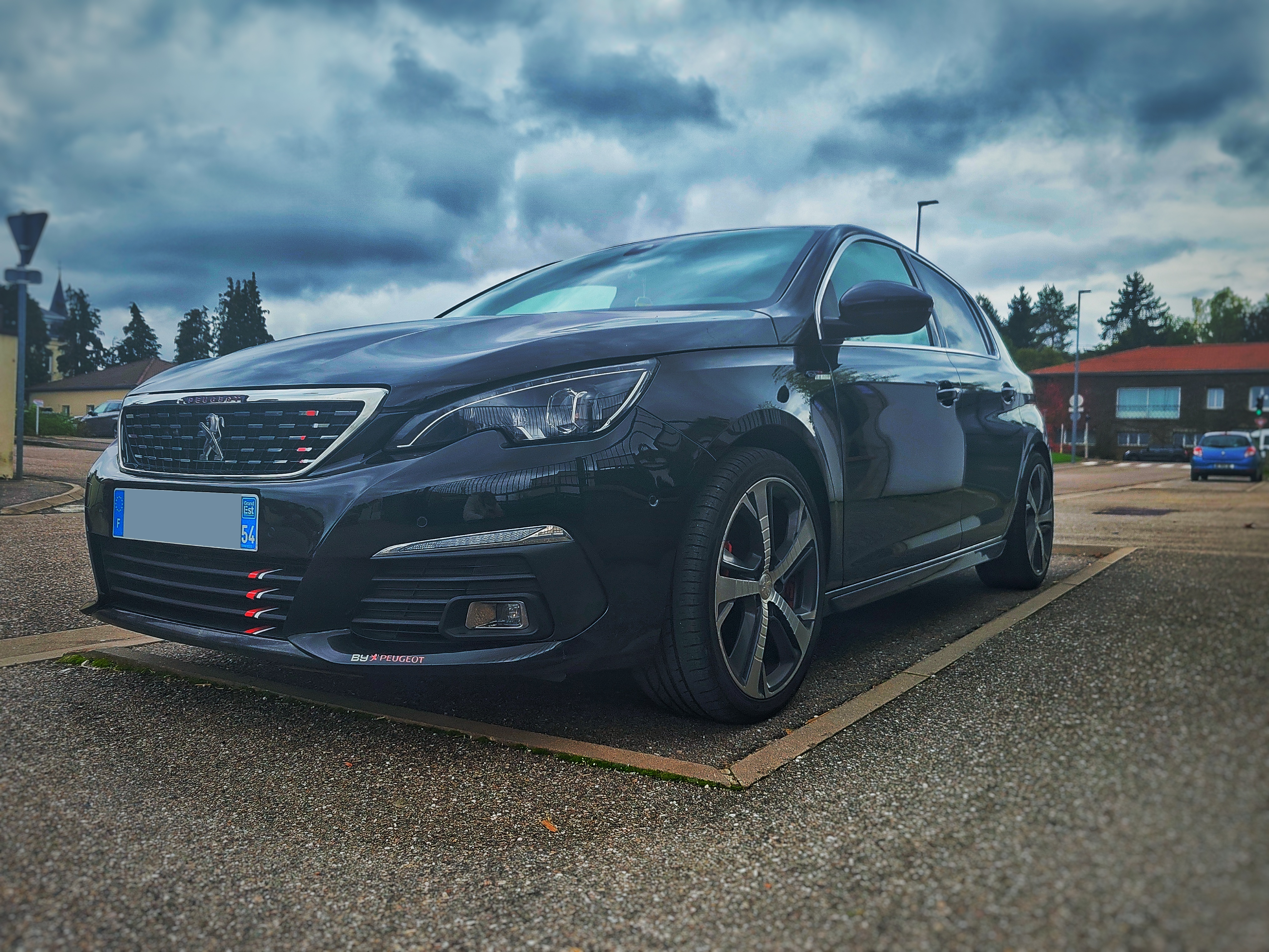 Peugeot 308 II GT • 2017